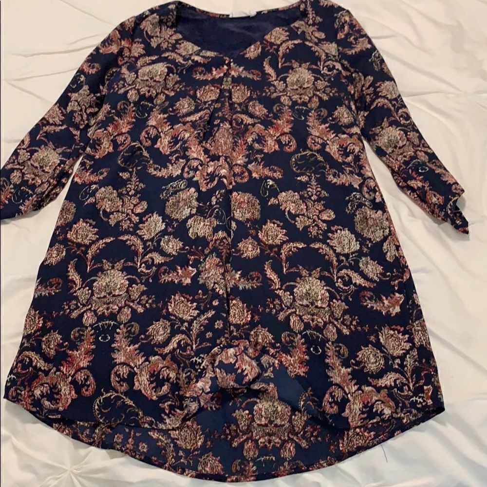 Lush Karly Shift Dress - Picture 2 of 4